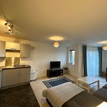Etihad Fc 2Br Apartment With Water View Манчестер Екстер'єр фото